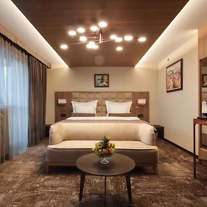 Exclusive Room King-size bed